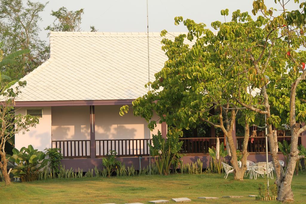 Paan Yong Villa Ban Thi Extérieur photo